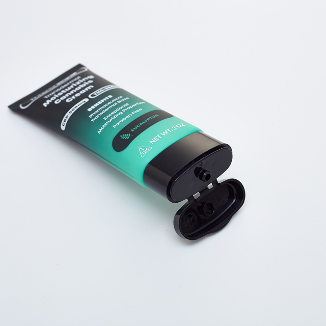 Tubo suave del apret&oacute;n del lavado de cara de la crema solar cosm&eacute;tica pl&aacute;stica del PE