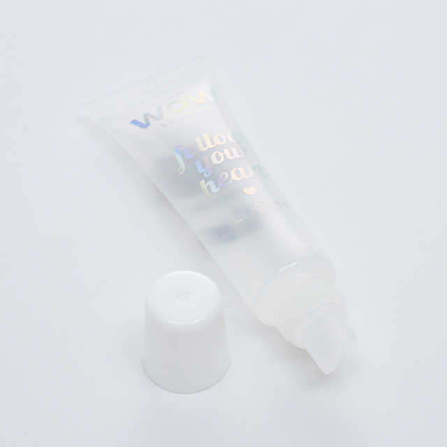 Tubo vacío suave de PE reciclable cosmético para brillo de labios