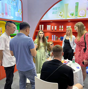 Introducción de la política de muestra de nuestra empresa.