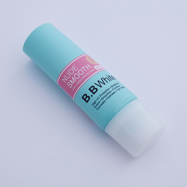 Tubo pl&aacute;stico suave del apret&oacute;n de la crema de manos de la cara del protector solar vac&iacute;o